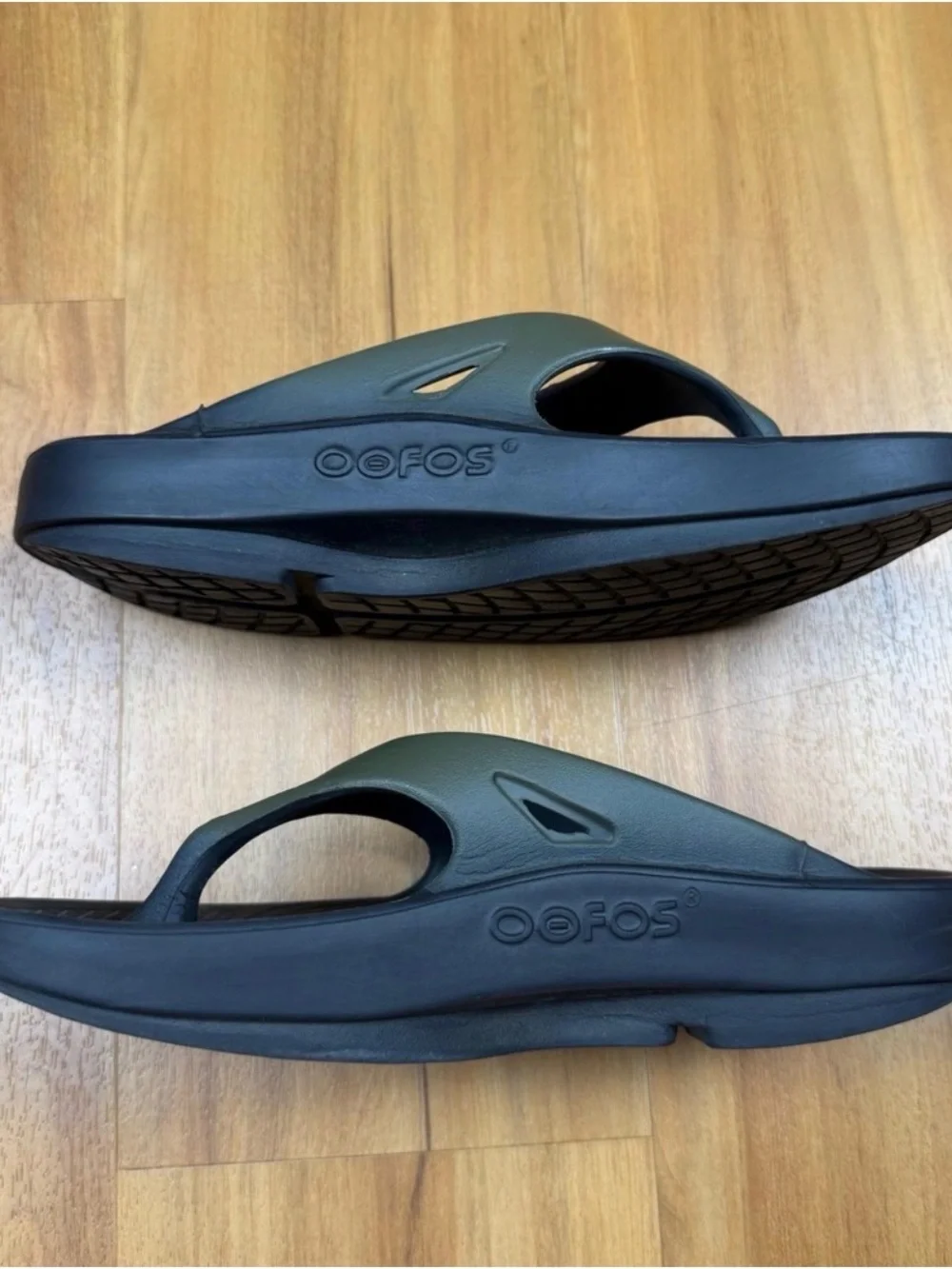 OOFOS OOriginal Sport Recovery Sandal Olive Green Black Mens 5, Womens 7 EU 38